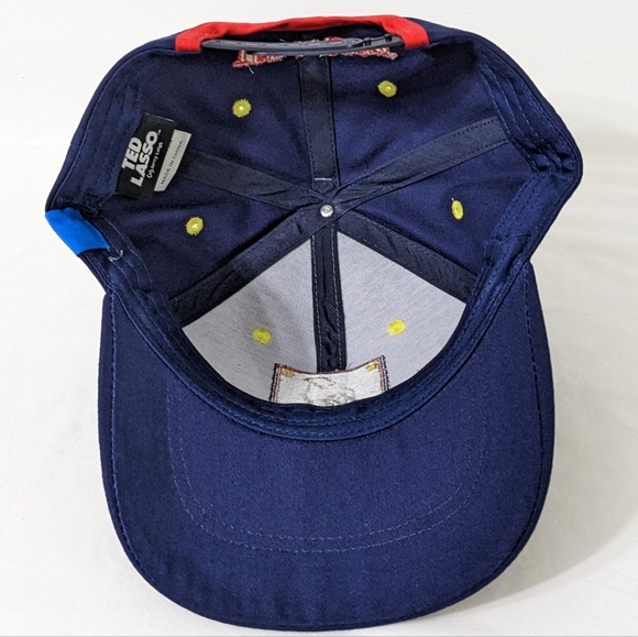 TED LASSO Warner Bros 6 Panel A.F.C. RICHMOND Snapback Hat, Embroidered Cap, NWT - Picture 5 of 5